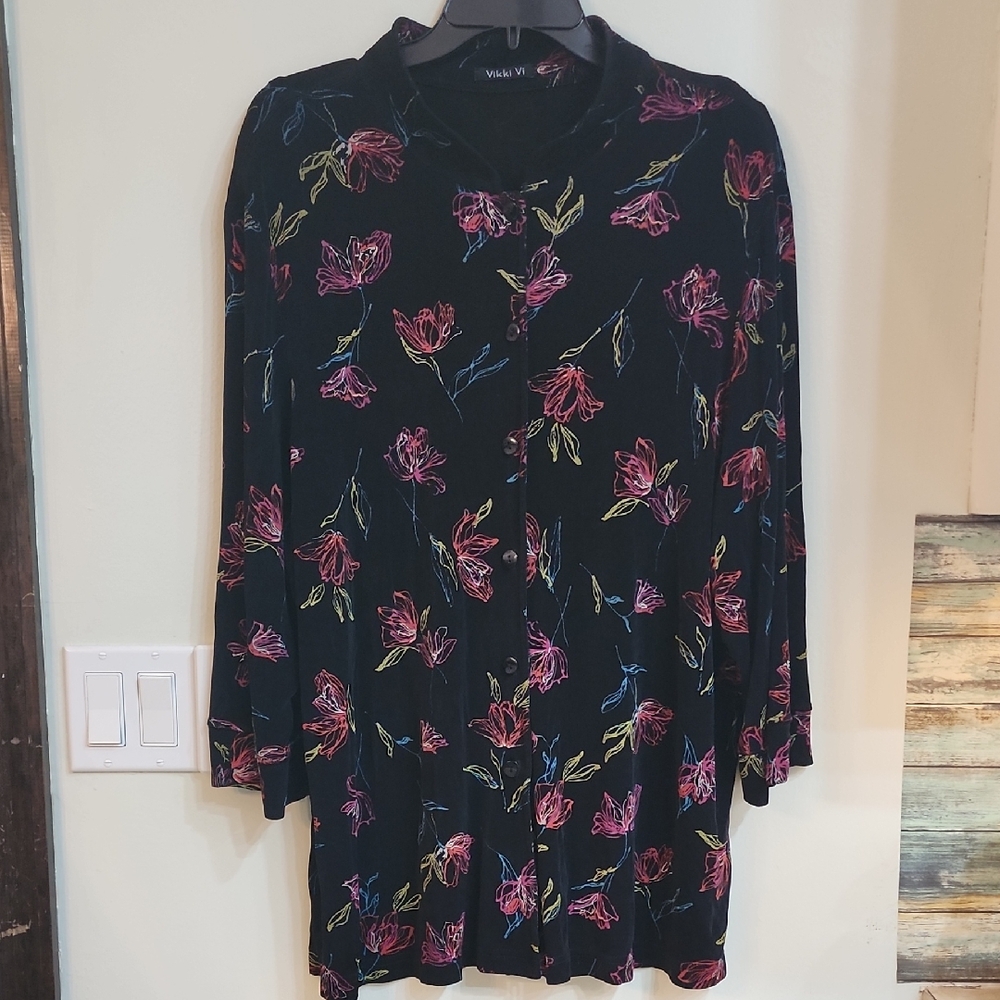 Vikki Vi Black Top with Floral Design